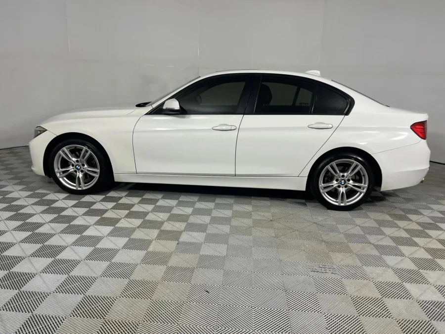 Used 2012 BMW 3 Series 320d sports-auto - WeBuyCars Silverlakes
