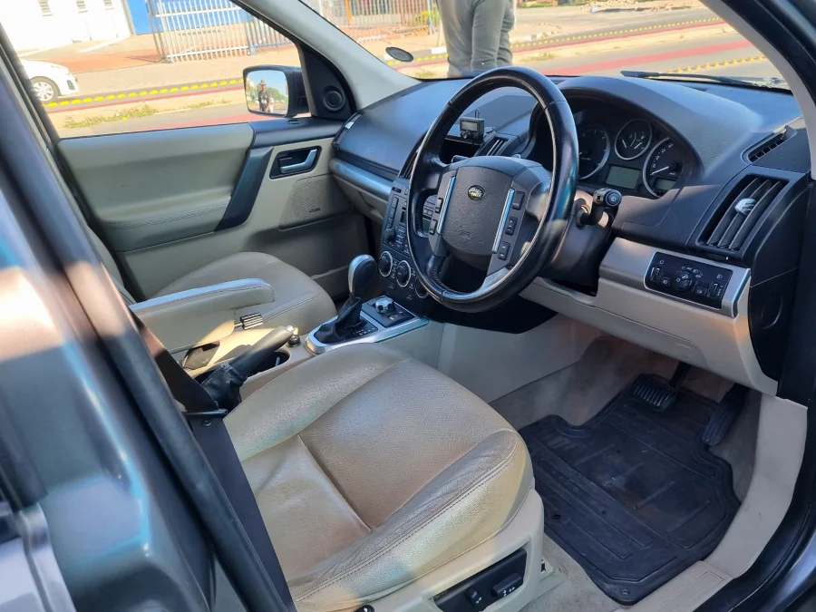 Used 2010 Land Rover Freelander 2.0 Td4 5-door SE - Carbase Auto