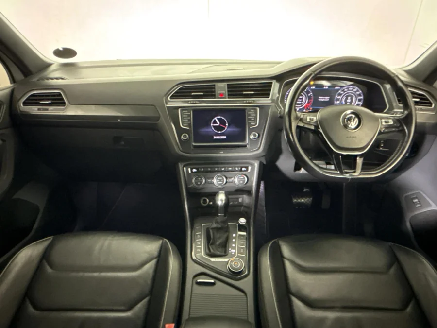 Used 2017 Volkswagen Tiguan 2.0TSI 4Motion Highline - WeBuyCars Midstream