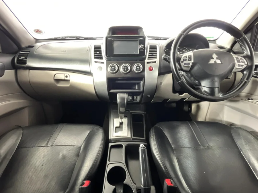 Used 2014 Mitsubishi Pajero Sport 2.5DI-D auto - WeBuyCars Witbank Used 2014 Mitsubishi Pajero Sport 2.5DI-D auto - WeBuyCars Witbank