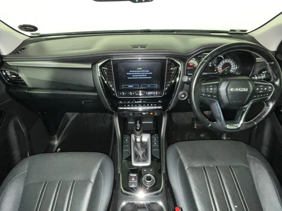 Used 2022 Isuzu mu-X 3.0TD Onyx 4x4 - WeBuyCars Germiston