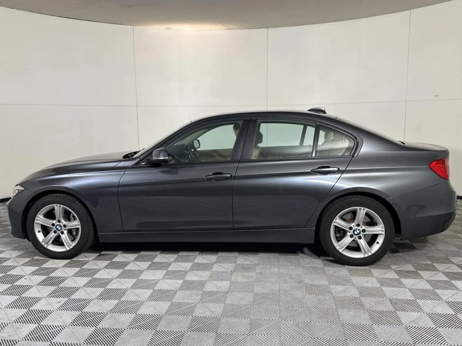 Used 2013 BMW 3 Series 335i - WeBuyCars Midstream Used 2013 BMW 3 Series 335i - WeBuyCars Midstream