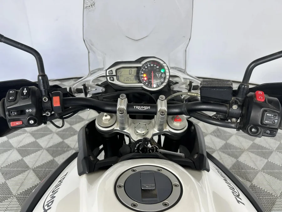 Used 2017 Triumph Tiger 800 XCX - WeBuyCars Richmond Used 2017 Triumph Tiger 800 XCX - WeBuyCars Richmond