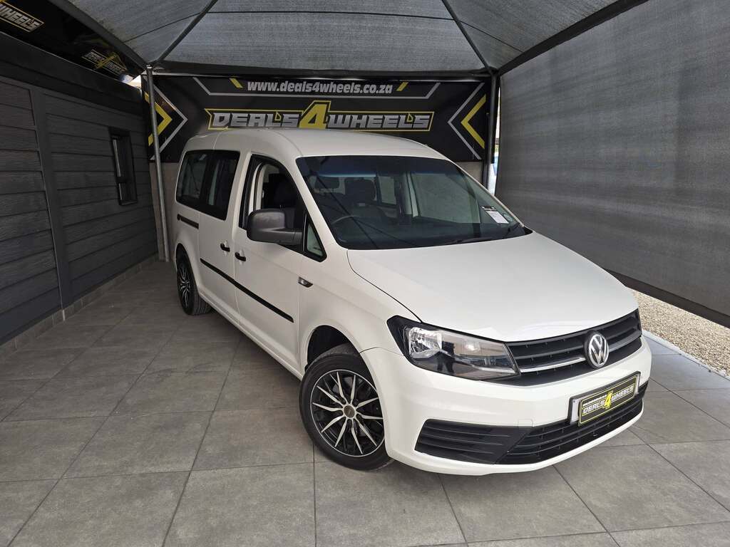 Used 2016 Volkswagen Caddy Maxi 2.0TDI crew bus