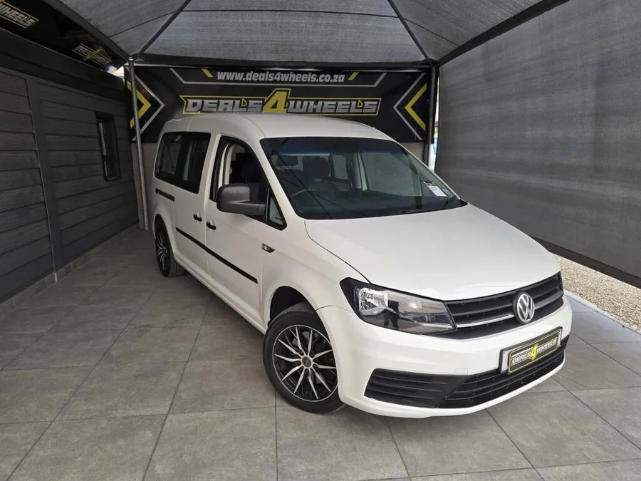 Used 2016 Volkswagen Caddy Maxi 2.0TDI crew bus - Deals 4 Wheels Used 2016 Volkswagen Caddy Maxi 2.0TDI crew bus - Deals 4 Wheels