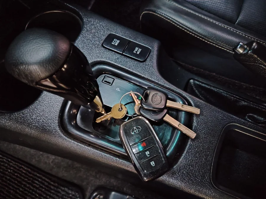 Used 2020 Toyota Hilux 2.8GD-6 double cab Legend 50 auto - BOTHA AND DEYSEL EXECUTIVE MOTORS