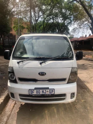 Used 2013 Kia K2700 2.7D workhorse dropside