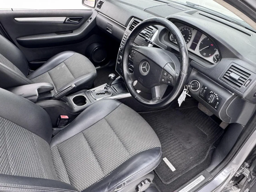 Used 2010 Mercedes-Benz B-Class B200CDI Sports auto - EBK Auto Used 2010 Mercedes-Benz B-Class B200CDI Sports auto - EBK Auto