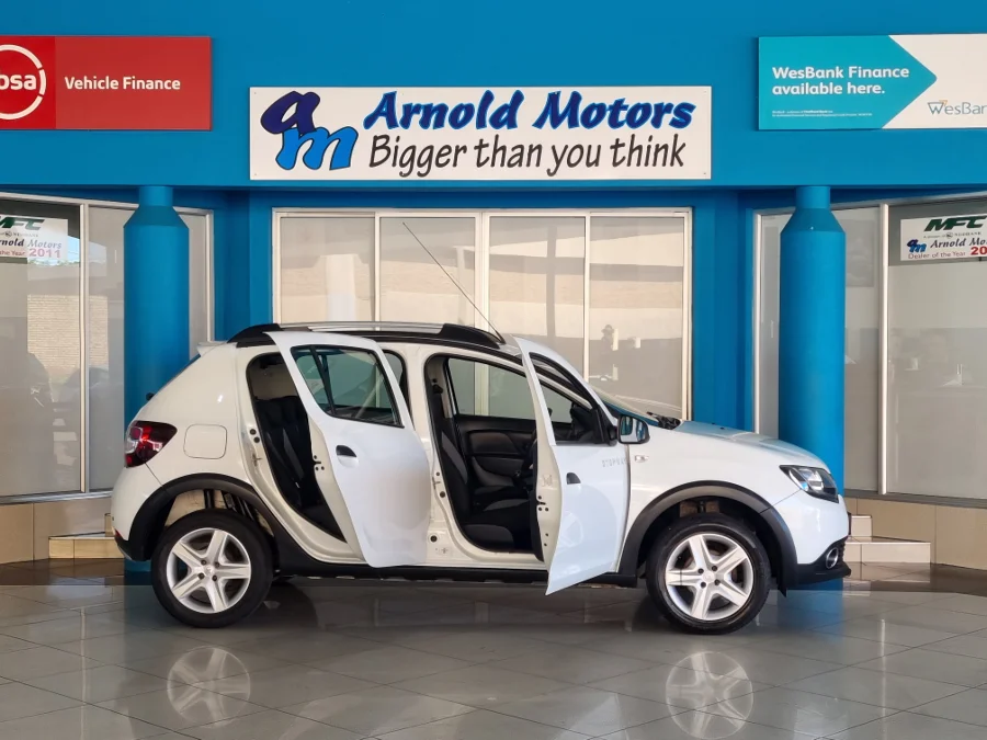 Used 2017 Renault Sandero Stepway 66kW turbo - Arnold Motors CC Used 2017 Renault Sandero Stepway 66kW turbo - Arnold Motors CC