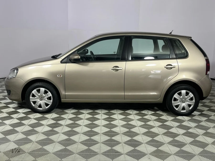 Used 2017 Volkswagen Polo Vivo hatch 1.4 Trendline auto - WeBuyCars Germiston