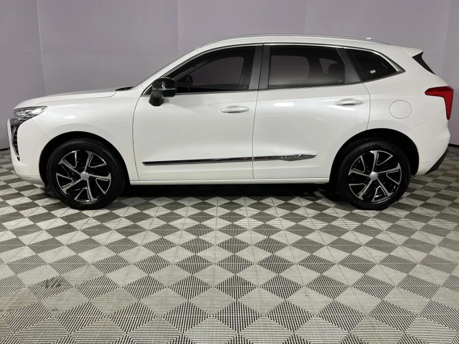 Used 2022 Haval Jolion 1.5T Super Luxury - WeBuyCars Durban