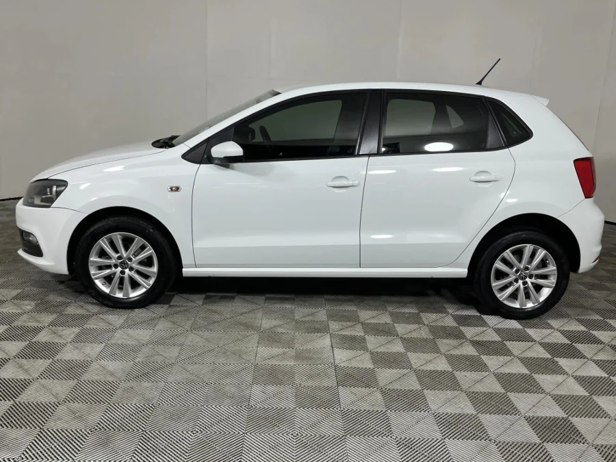 Used 2022 Volkswagen Polo Vivo hatch 1.6 Comfortline auto - WeBuyCars Silverlakes