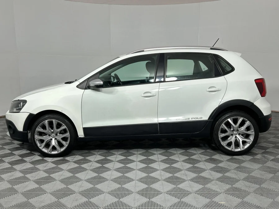 Used 2016 Volkswagen Cross Polo 1.2TSI - WeBuyCars Lansdowne