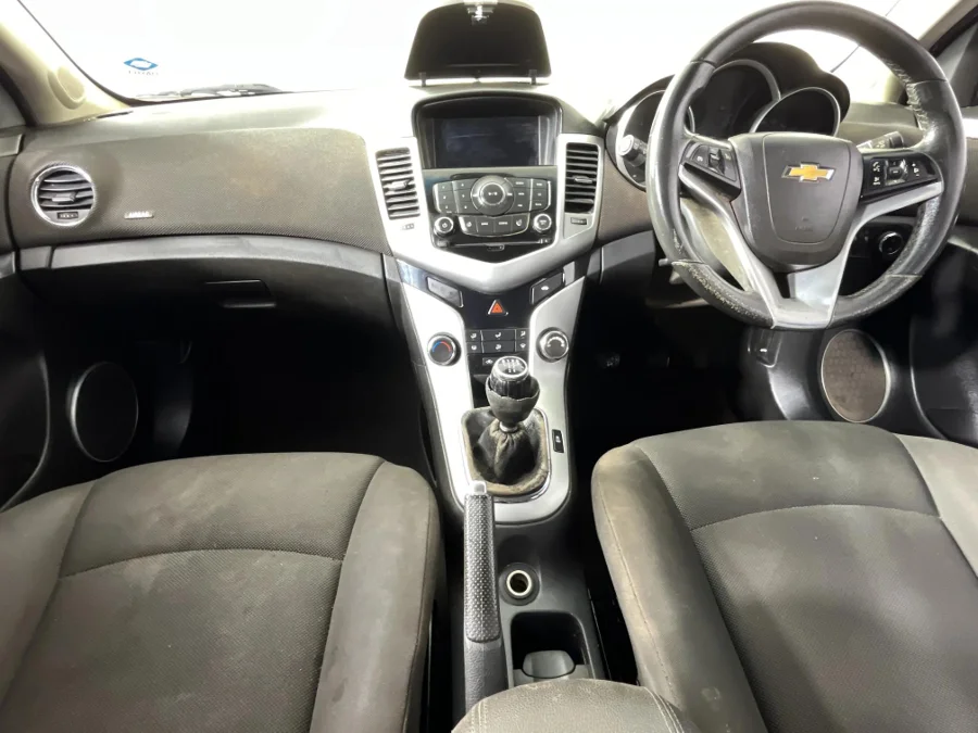 Used 2015 Chevrolet Cruze sedan 1.6 LS - WeBuyCars Witbank Used 2015 Chevrolet Cruze sedan 1.6 LS - WeBuyCars Witbank