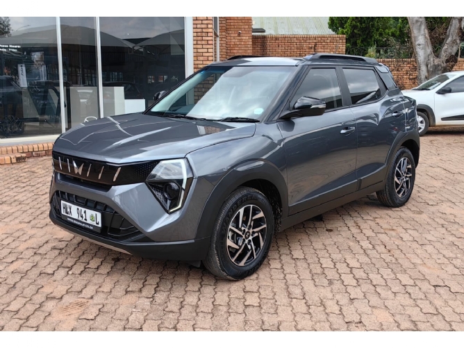 Used 2025 Mahindra XUV 3XO 1.2T AX5 manual