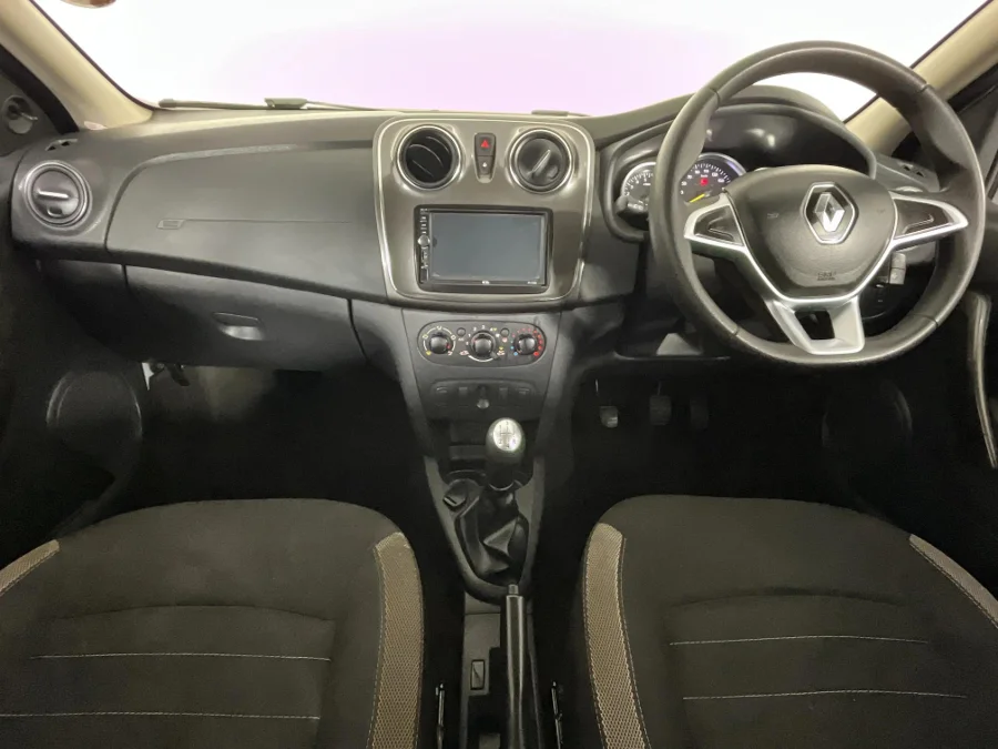 Used 2017 Renault Sandero 66kW turbo Stepway Expression - WeBuyCars Gqeberha