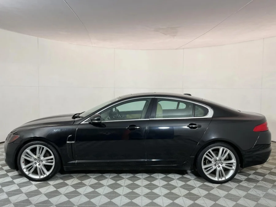 Used 2010 Jaguar XF 3.0 Premium Luxury - WeBuyCars JHB South
