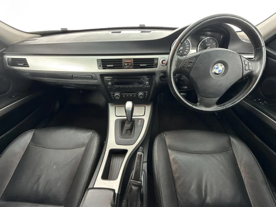 Used 2008 BMW 3 Series 320i auto - WeBuyCars Vereeniging Used 2008 BMW 3 Series 320i auto - WeBuyCars Vereeniging