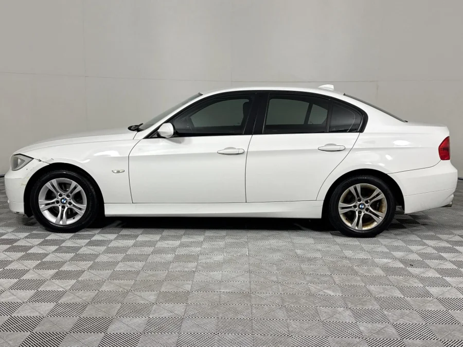 Used 2008 BMW 3 Series 320i auto - WeBuyCars Vereeniging Used 2008 BMW 3 Series 320i auto - WeBuyCars Vereeniging