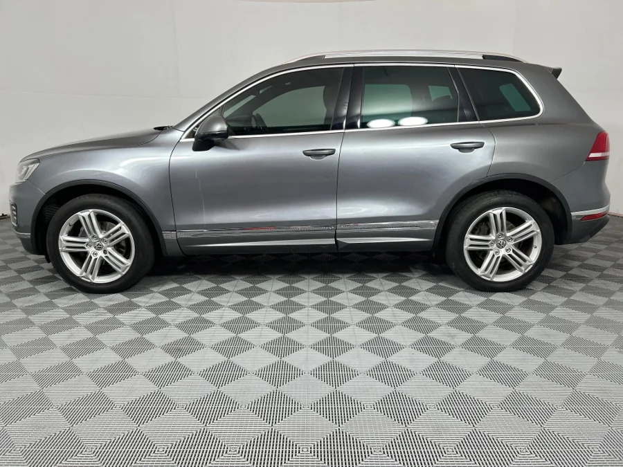 Used 2015 Volkswagen Touareg V6 TDI Luxury - WeBuyCars Richmond