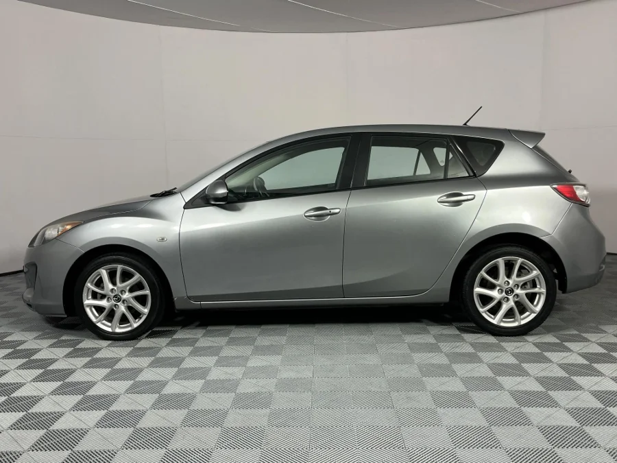 Used 2013 Mazda Mazda3 Sport 1.6 Dynamic - WeBuyCars Brackenfell Cape Town