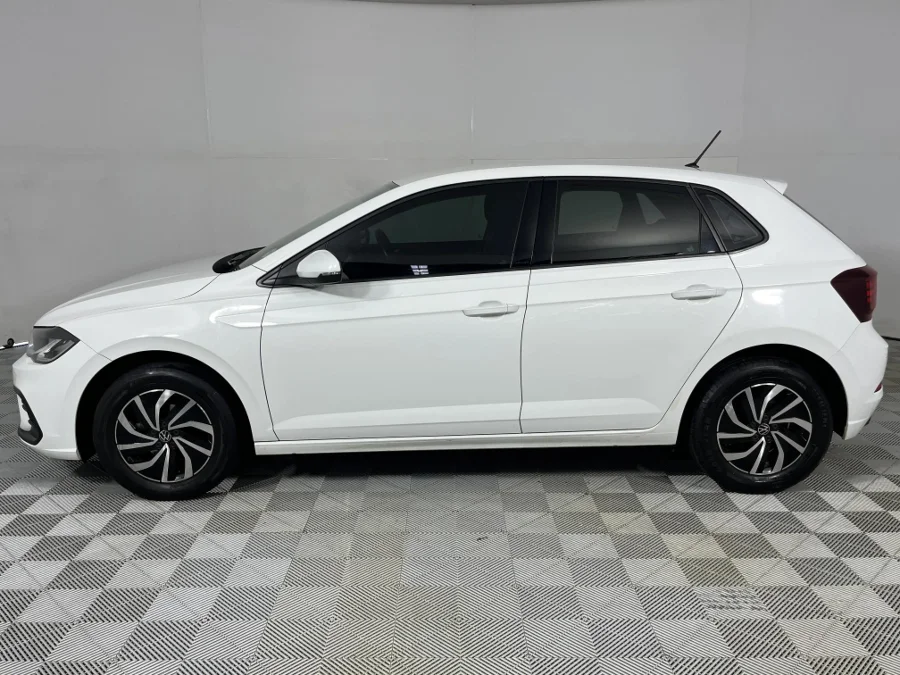 Used 2022 Volkswagen Polo hatch 1.0TSI Life manual - WeBuyCars Silverlakes