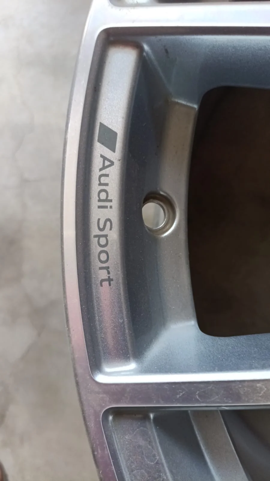 4x Audi e-tron - Private Seller
