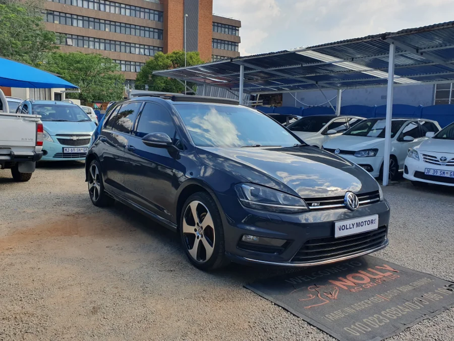 Used 2017 Volkswagen Golf 1.4TSI Comfortline R-Line - Nolly Motors Used 2017 Volkswagen Golf 1.4TSI Comfortline R-Line - Nolly Motors