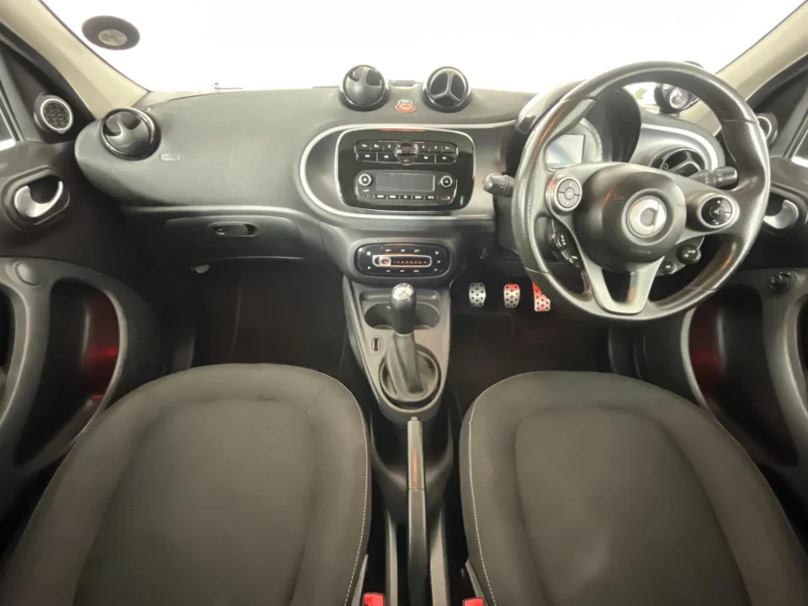 Used 2016 smart forfour 52kW passion - WeBuycars East London