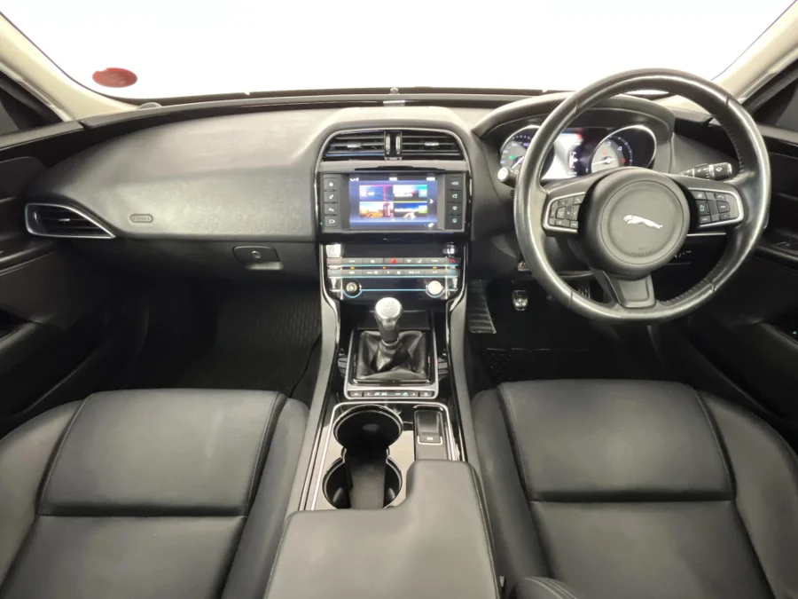 Used 2016 Jaguar XE 20d Pure - WeBuyCars George