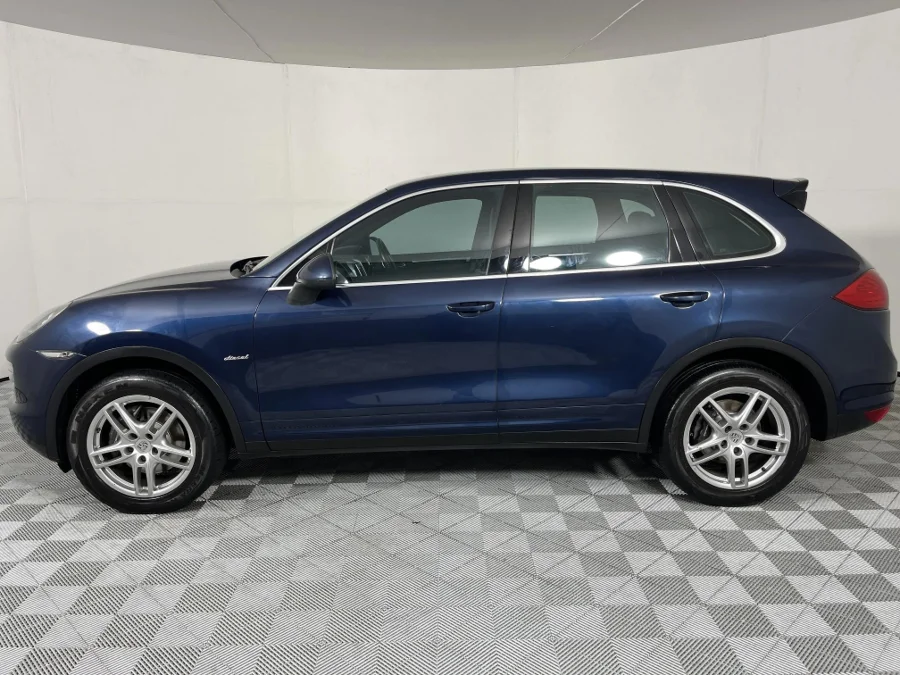 Used 2012 Porsche Cayenne diesel - WeBuyCars The Dome