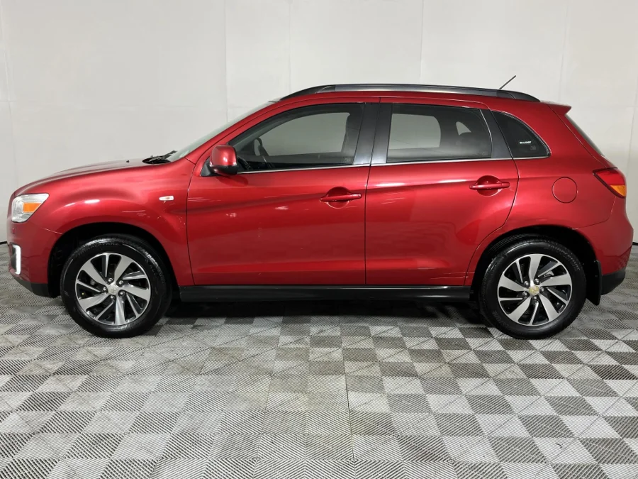 Used 2015 Mitsubishi ASX 2.0 GLX Sport - WeBuyCars The Dome