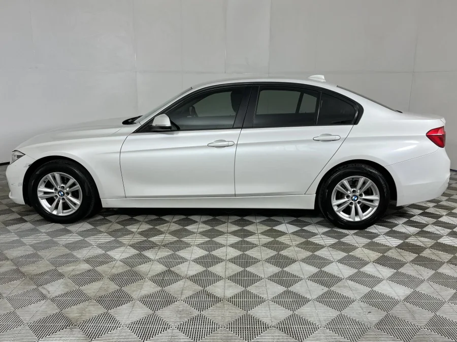 Used 2018 BMW 3 Series 318i auto - WeBuyCars George Used 2018 BMW 3 Series 318i auto - WeBuyCars George