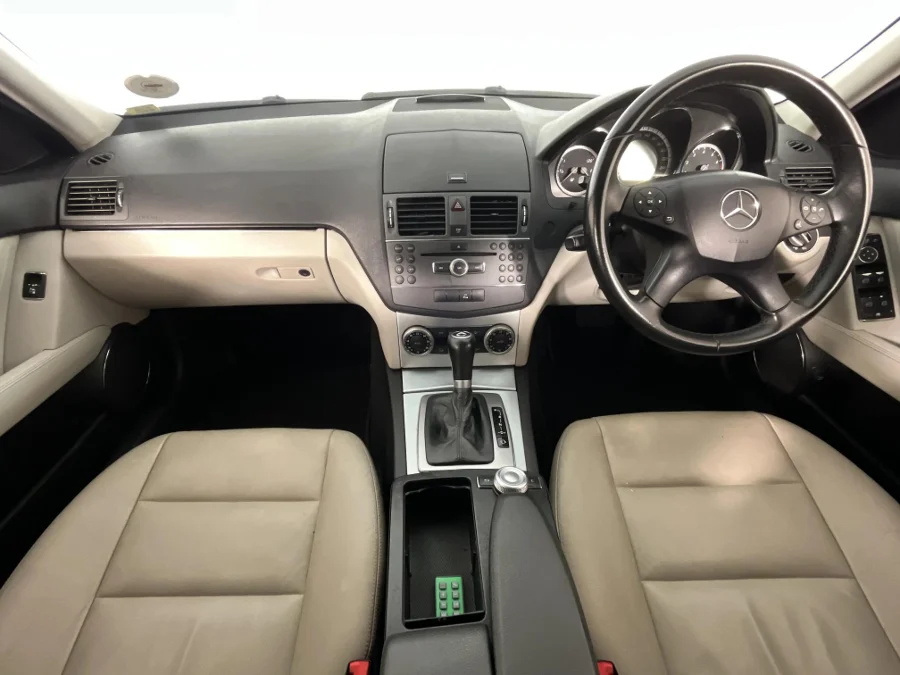 Used 2010 Mercedes-Benz C-Class C200 Kompressor Classic Touchshift - WeBuycars East London