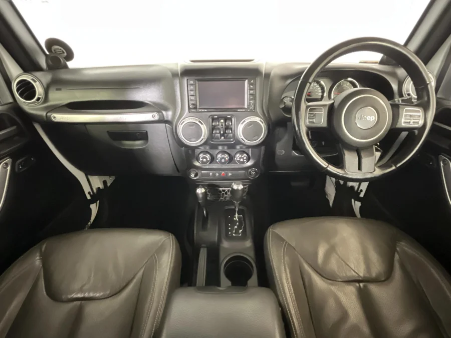 Used 2013 Jeep Wrangler Unlimited 2.8CRD Altitude - WeBuyCars JHB South