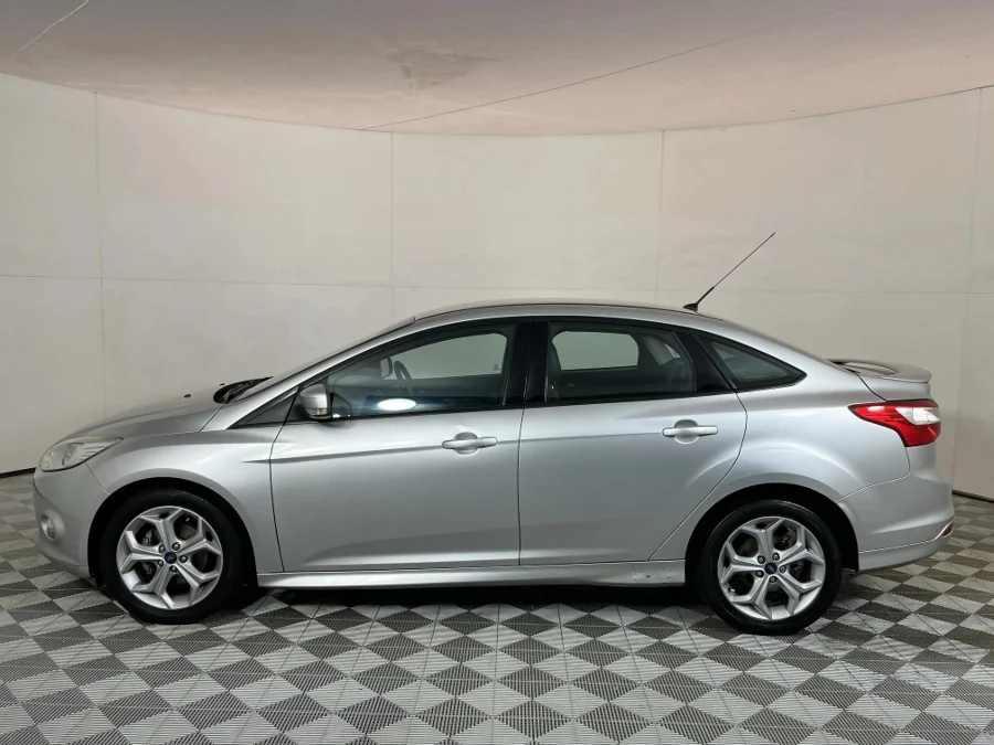 Used 2014 Ford Focus sedan 1.6 Trend - WeBuyCars JHB South Used 2014 Ford Focus sedan 1.6 Trend - WeBuyCars JHB South