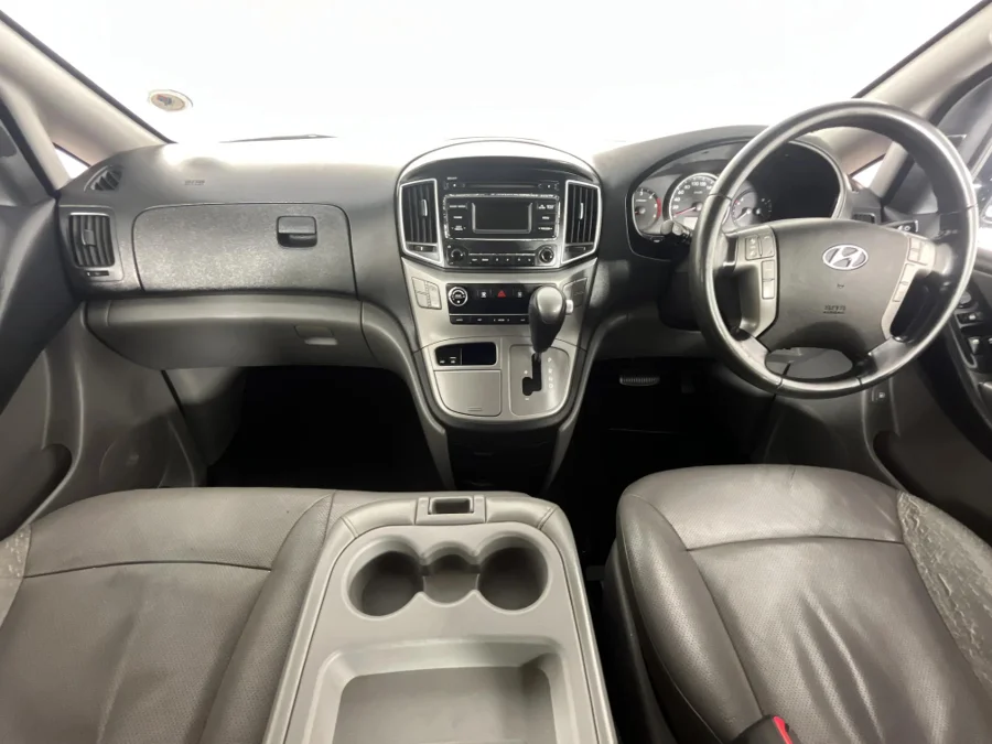 Used 2017 Hyundai H-1 2.5VGTi bus Elite 9-seater - WeBuyCars Polokwane