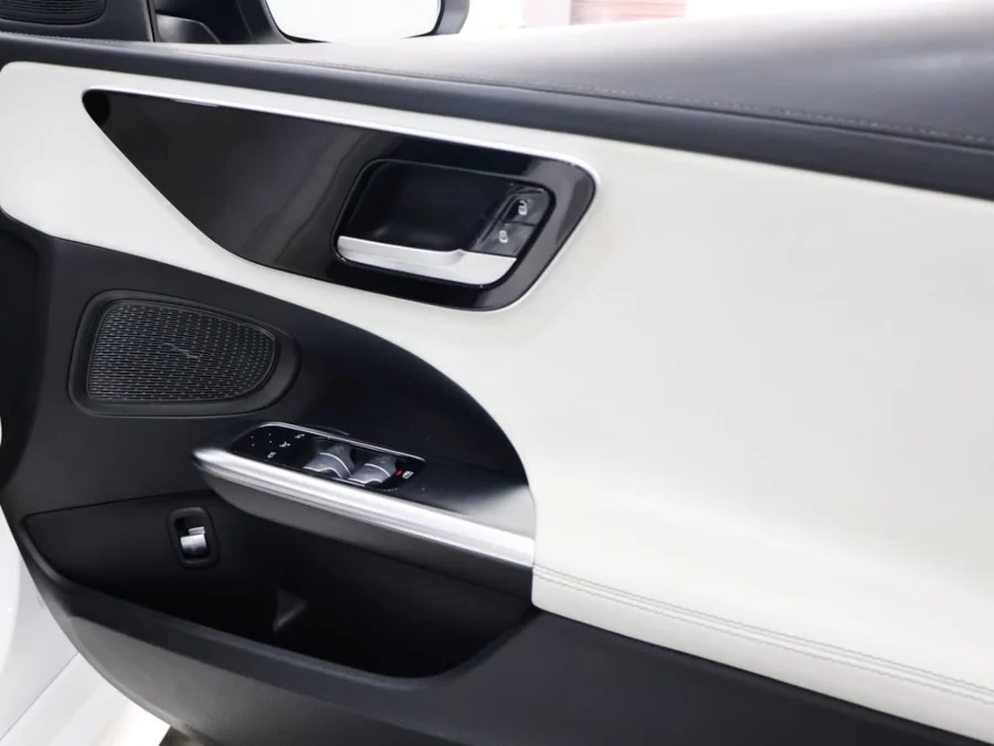 Used 2023 Mercedes-Benz C-Class C200 AMG Line - ICar Gezina