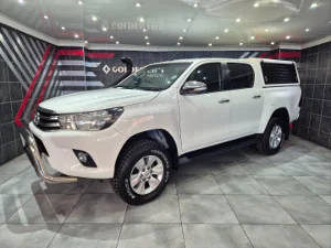 Used 2016 Toyota Hilux 4.0 V6 double cab 4x4 Raider Dakar