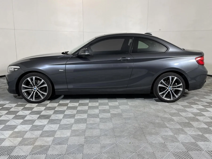 Used 2017 BMW 2 Series 220d coupe M Sport - WeBuyCars Silverlakes