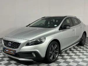 Used 2016 Volvo V40 Cross Country D3 Inscription