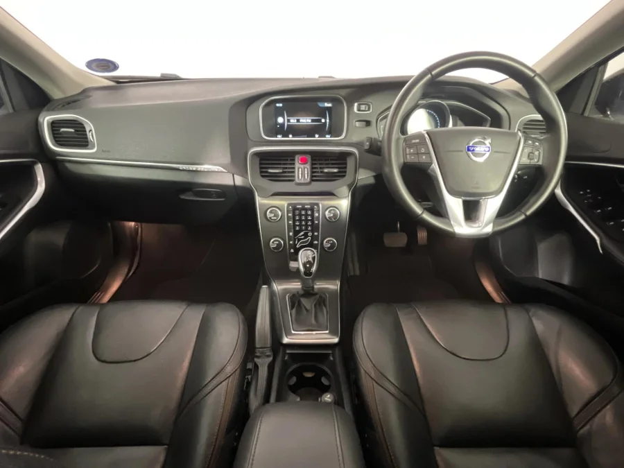 Used 2016 Volvo V40 Cross Country D3 Inscription - WeBuyCars Brackenfell Cape Town