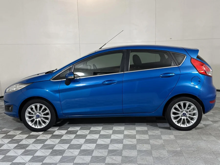 Used 2013 Ford Fiesta 5-door 1.0T Titanium - WeBuyCars Midstream