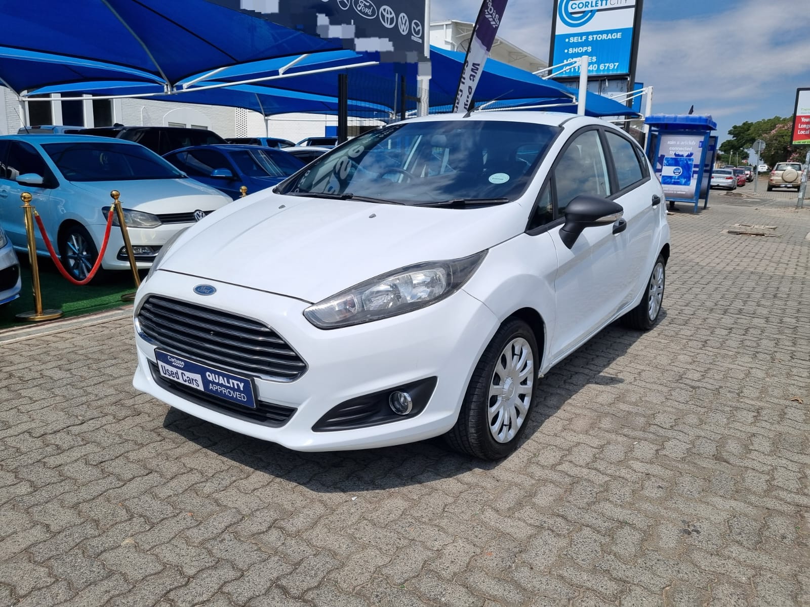 Used 2012 Ford Fiesta sedan 1.6 Ambiente