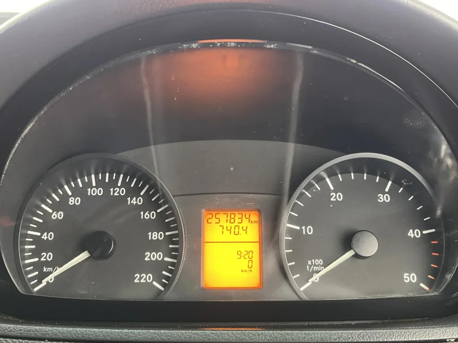 Used 2013 Mercedes-Benz Vito 116 CDI panel van - WeBuyCars Montana