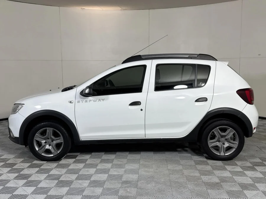 Used 2018 Renault Sandero 66kW turbo Stepway Expression - WeBuyCars Midstream