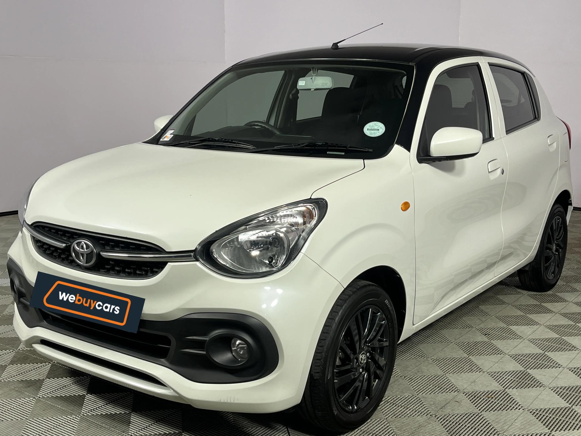 Used 2023 Toyota Vitz 1.0 XR auto