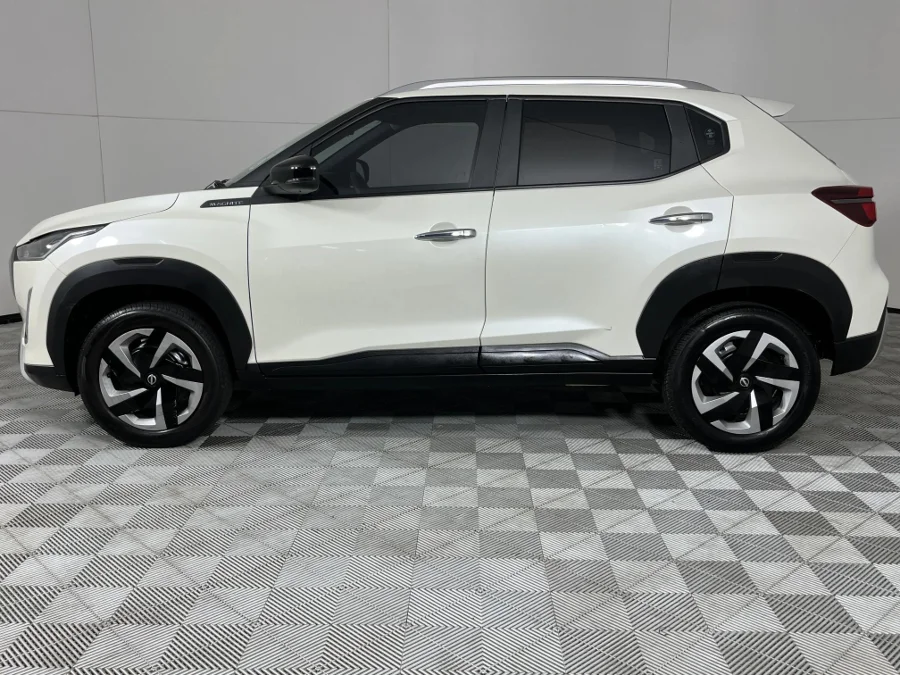 Used 2025 Nissan Magnite 1.0 Visia manual - WeBuycars East London