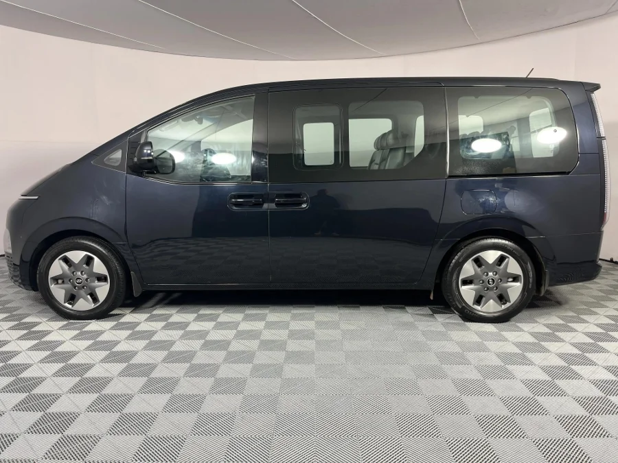 Used 2022 Hyundai Staria 2.2D Elite - WeBuyCars Lansdowne
