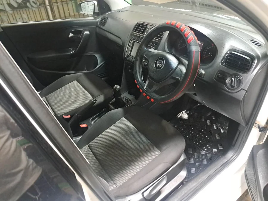 Used 2019 Volkswagen Polo sedan 1.4 Comfortline - Wiz Link